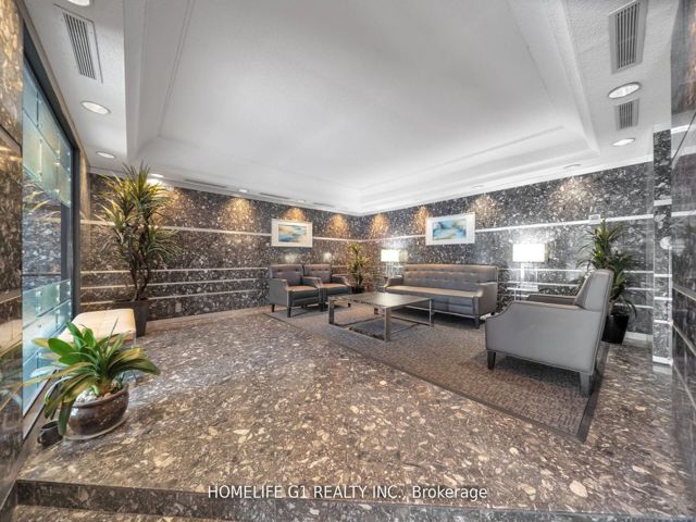 913 - 4727 Sheppard Ave E