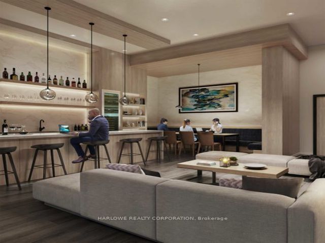 709 - 2369 Danforth Ave