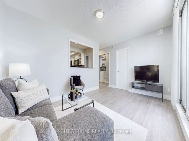 702 - 3151 Bridletowne Circ