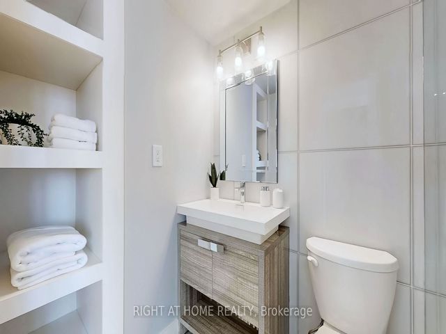 702 - 3151 Bridletowne Circ