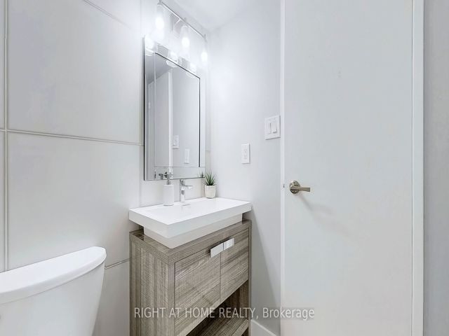 702 - 3151 Bridletowne Circ