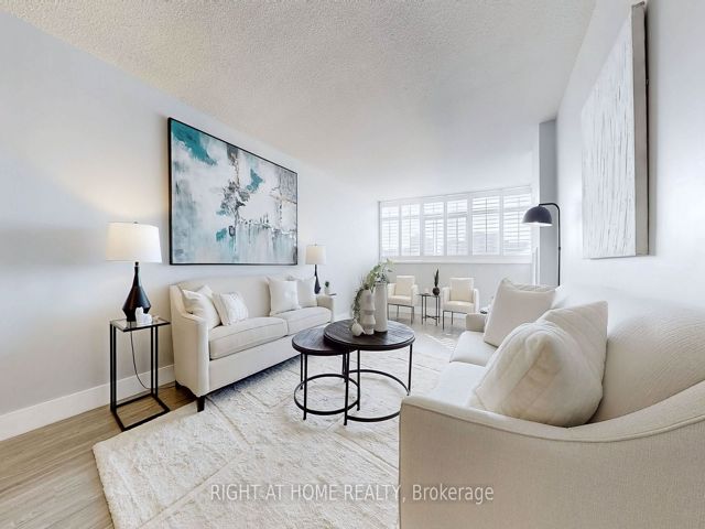 702 - 3151 Bridletowne Circ