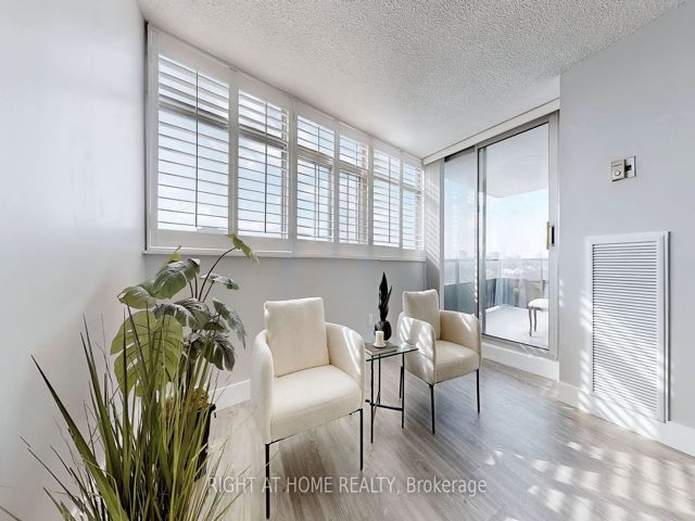 702 - 3151 Bridletowne Circ