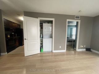 1402 - 60 Town Centre Crt