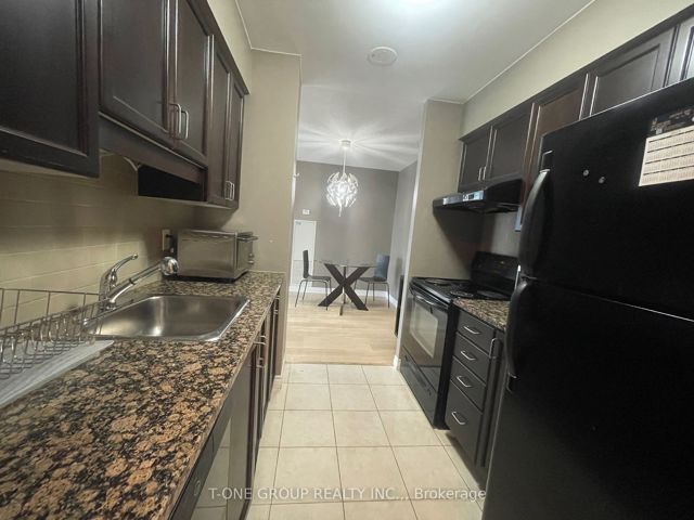 1402 - 60 Town Centre Crt