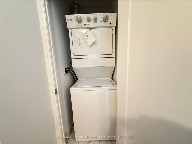810 - 3220 Sheppard Ave
