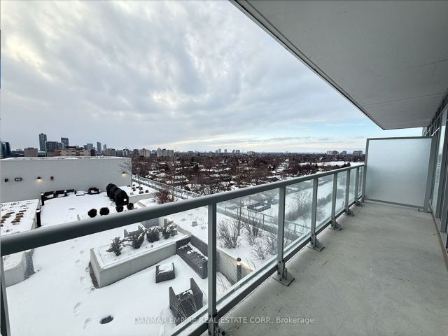 810 - 3220 Sheppard Ave