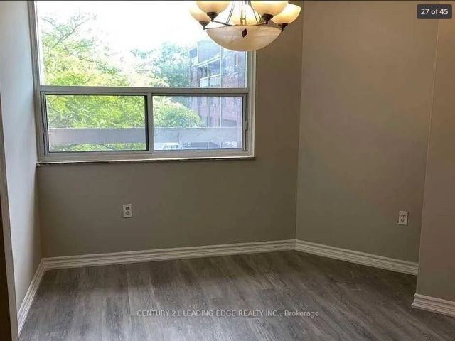 306 - 4062 Lawrence Ave E