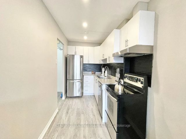 306 - 4062 Lawrence Ave E