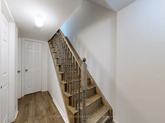 55 - 407 Beechgrove Dr S
