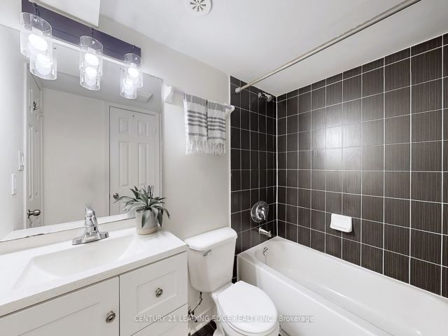55 - 407 Beechgrove Dr S