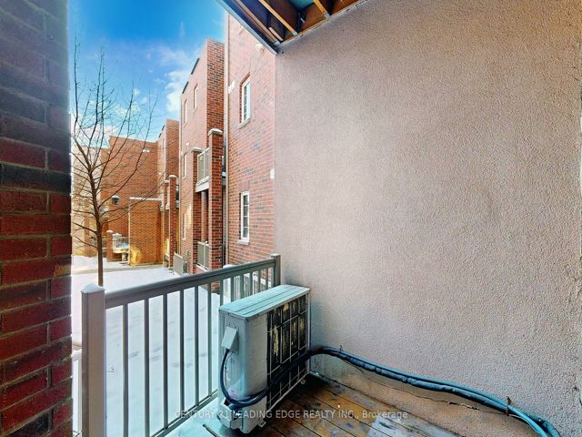 55 - 407 Beechgrove Dr S