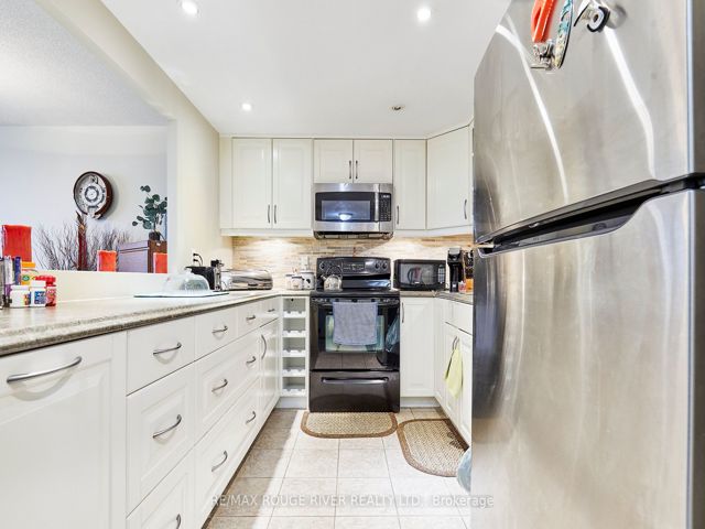 716 - 20 Dean Park Rd