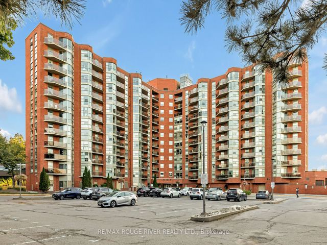 716 - 20 Dean Park Rd