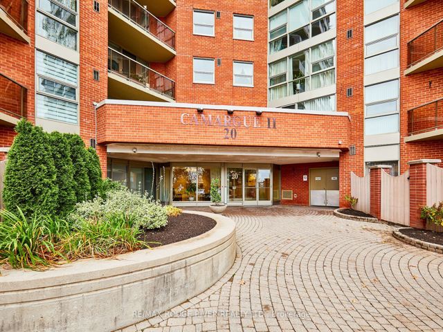 716 - 20 Dean Park Rd