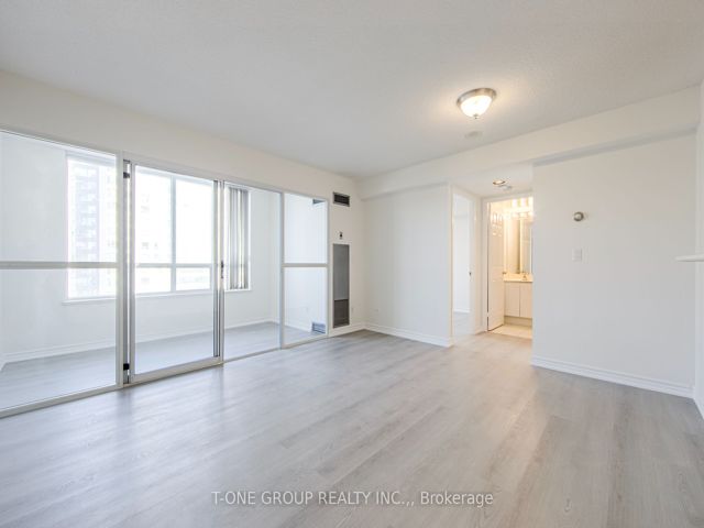 1013 - 5039 Finch Ave E