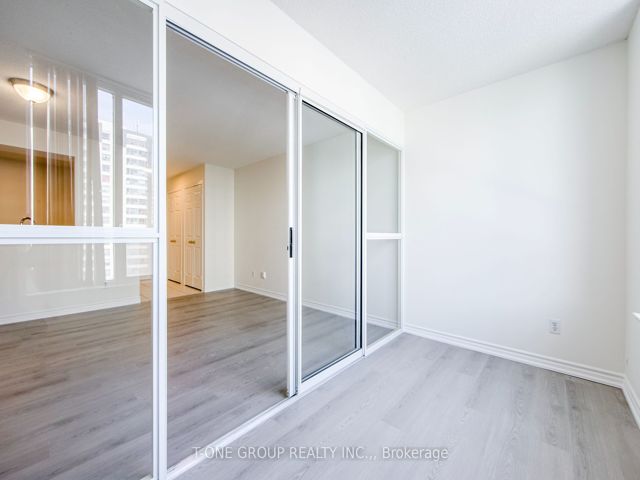 1013 - 5039 Finch Ave E