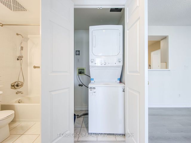 1013 - 5039 Finch Ave E