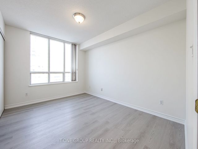 1013 - 5039 Finch Ave E