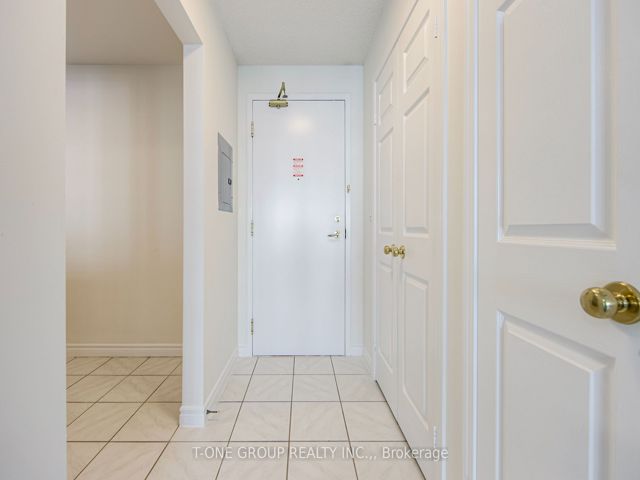 1013 - 5039 Finch Ave E