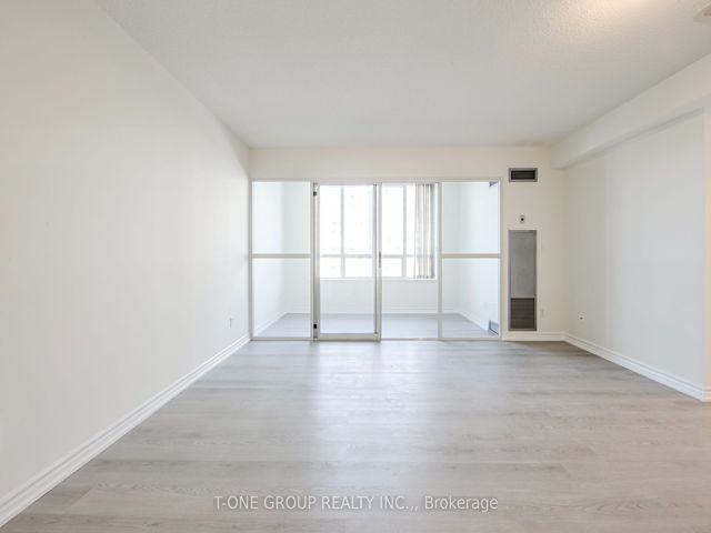1013 - 5039 Finch Ave E