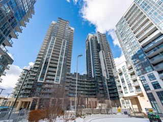 704 - 30 Meadowglen Pl