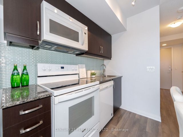 704 - 30 Meadowglen Pl