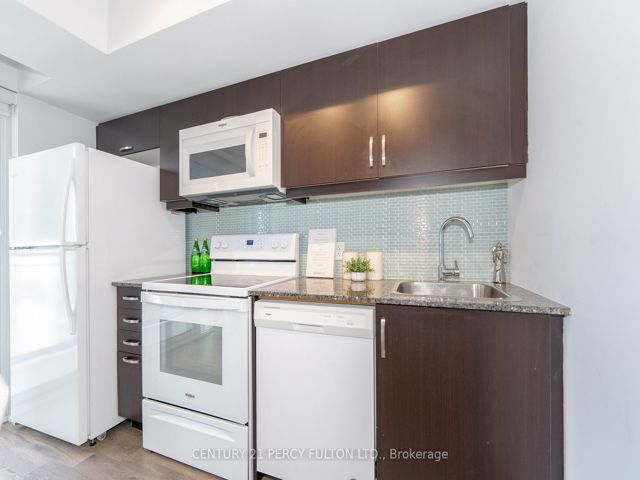 704 - 30 Meadowglen Pl