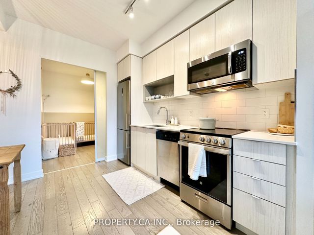 309 - 630 Greenwood Ave