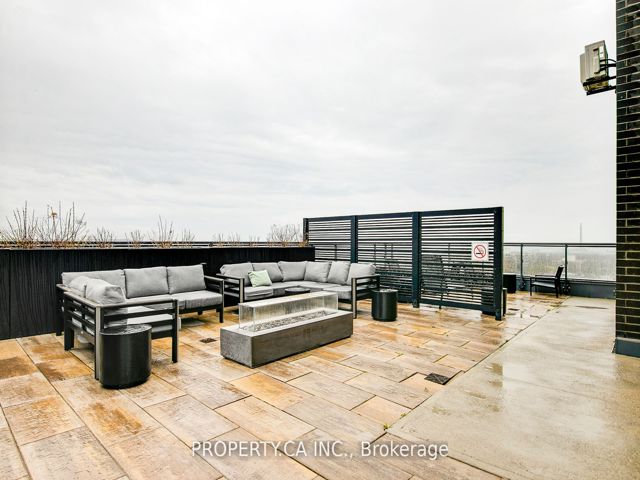 309 - 630 Greenwood Ave