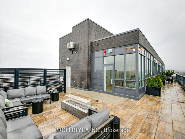 309 - 630 Greenwood Ave