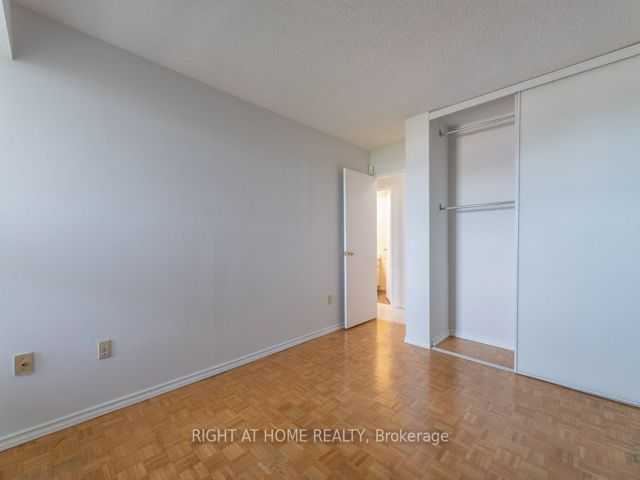 #608 - 2365 Kennedy Rd