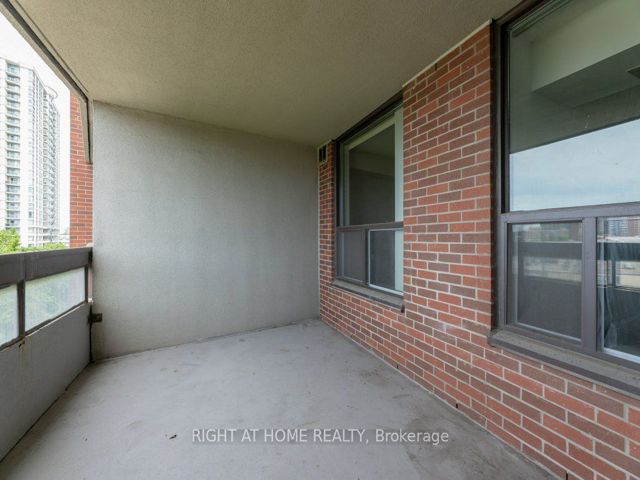 #608 - 2365 Kennedy Rd
