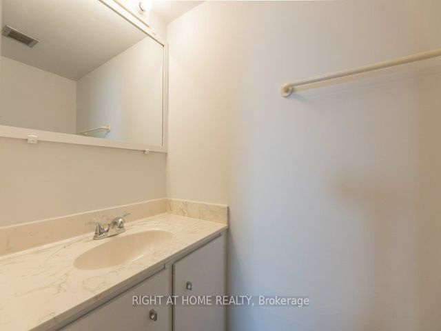 #608 - 2365 Kennedy Rd