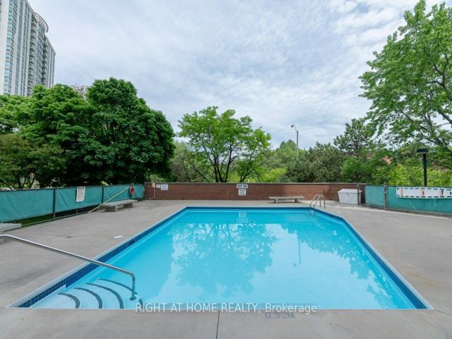 #608 - 2365 Kennedy Rd