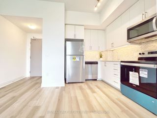 602 - 3220 Sheppard Ave E