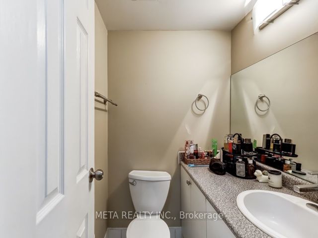 1101 - 3380 Eglinton Ave E