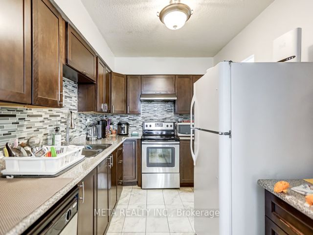 1101 - 3380 Eglinton Ave E