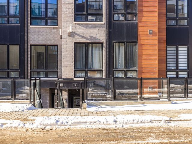 5 - 245 McLevin Ave