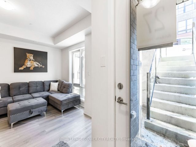 5 - 245 McLevin Ave