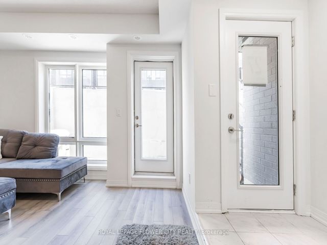 5 - 245 McLevin Ave