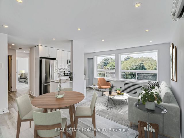 7 - 419 Woodbine Ave