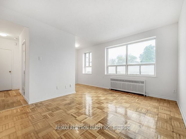 216 - 156 Kingston Rd
