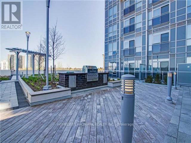 2804 - 255 Village Green Sq