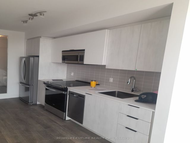 202 - 1350 Ellesmere Rd