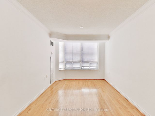 1012 - 3088 Kennedy Rd