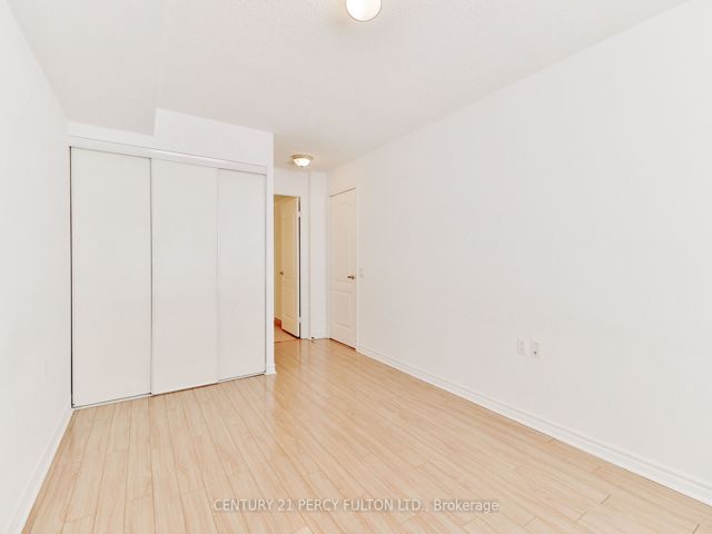 1012 - 3088 Kennedy Rd