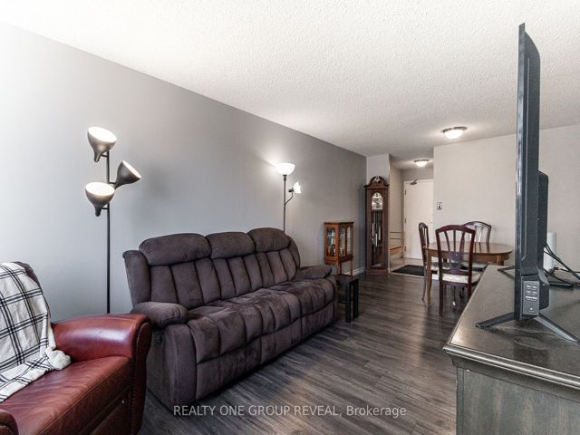 314 - 11753 Sheppard Ave