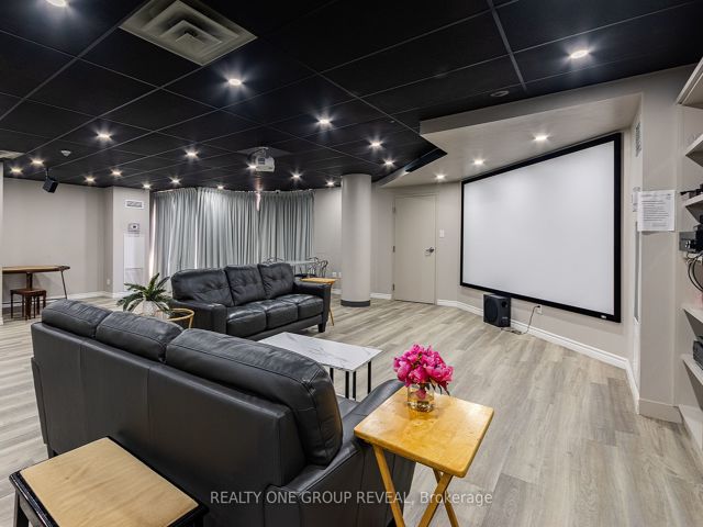 314 - 11753 Sheppard Ave