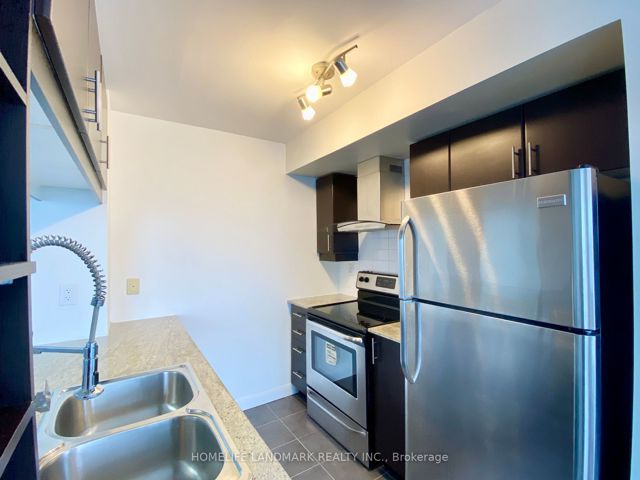 3102 - 190 Borough Dr